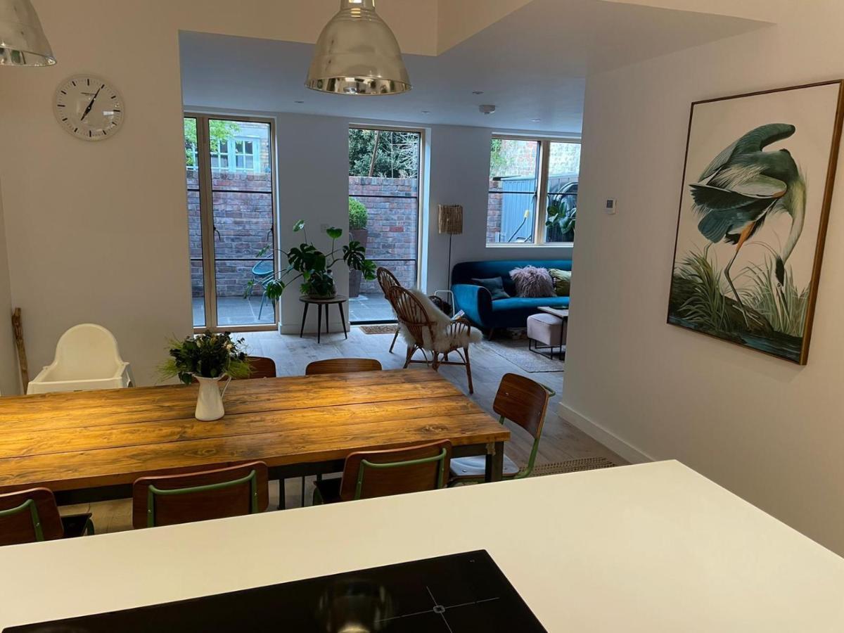 Ideal Bristol Getaway - 3 Bed Harbourside Home Экстерьер фото