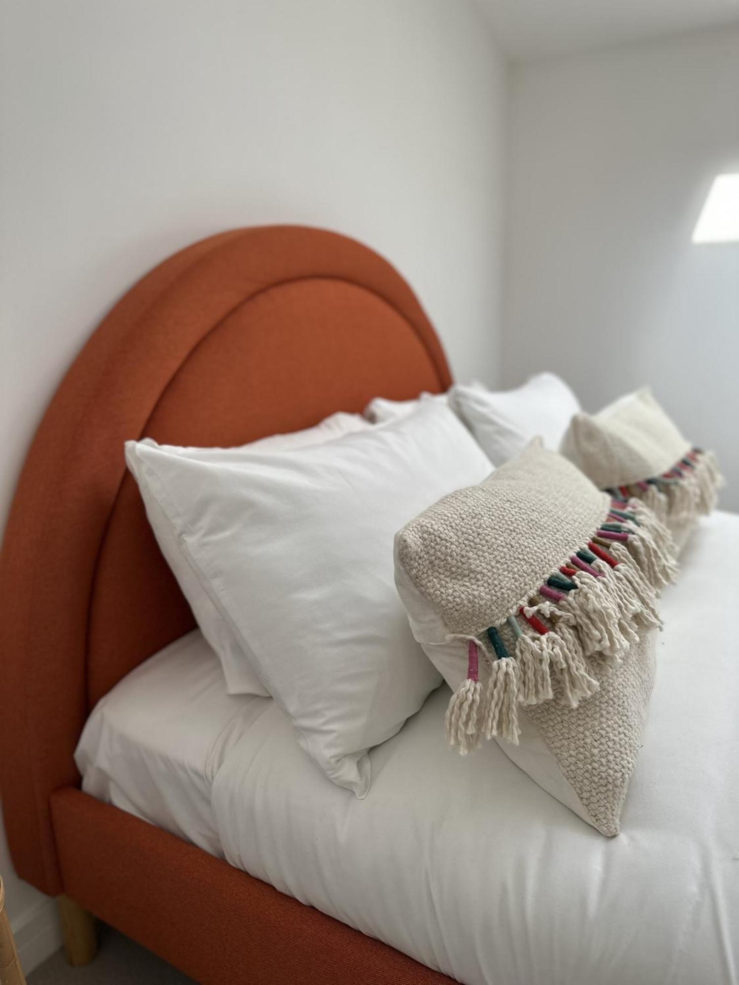 Ideal Bristol Getaway - 3 Bed Harbourside Home Номер фото