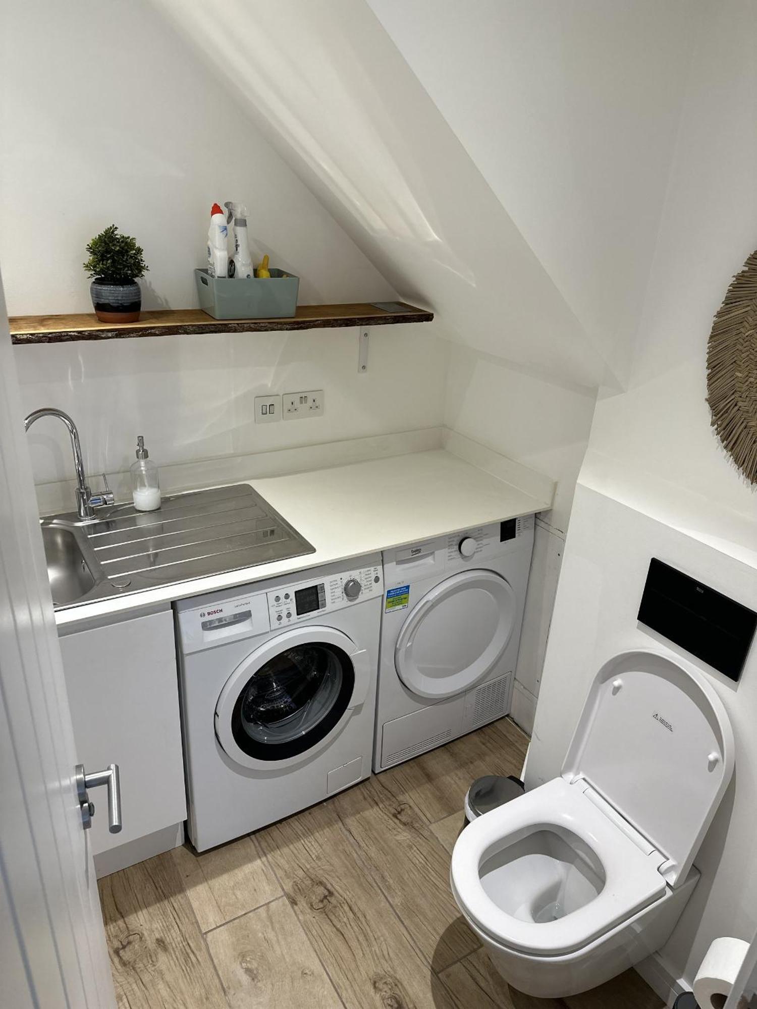 Ideal Bristol Getaway - 3 Bed Harbourside Home Номер фото